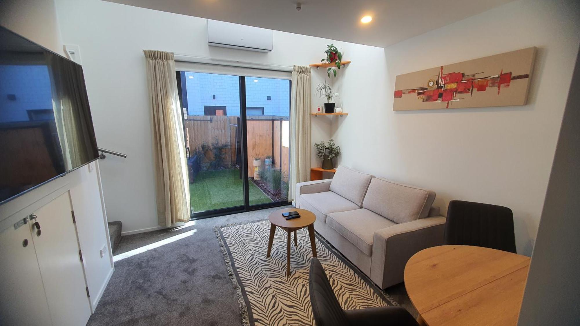 Modern Loft In Christchurch Cbd With Private Courtyard Eksteriør billede
