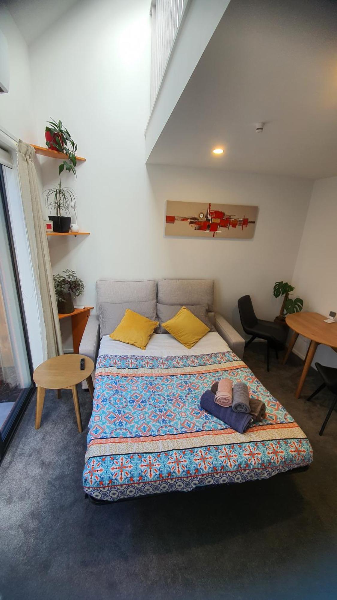 Modern Loft In Christchurch Cbd With Private Courtyard Eksteriør billede
